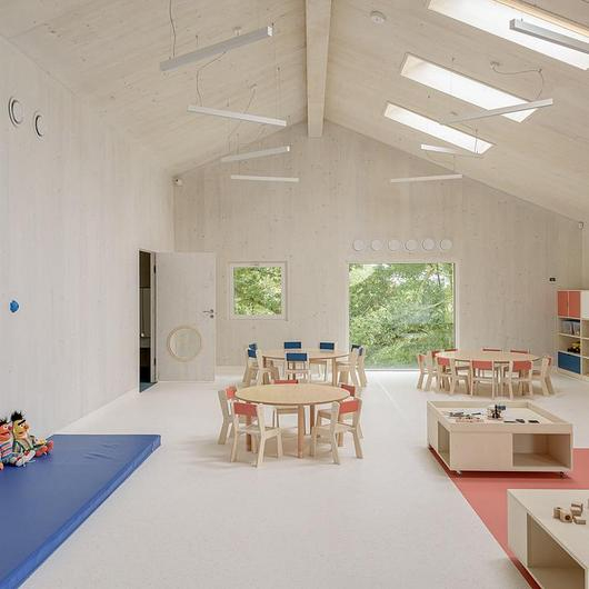 Gallery of Roof Window in "A Happy Place" Kindergarten 4