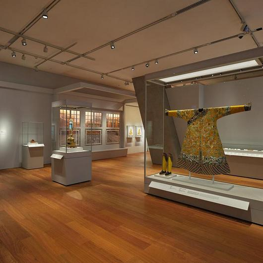 Gallery of Display Cases in Hong Kong National Museum 7