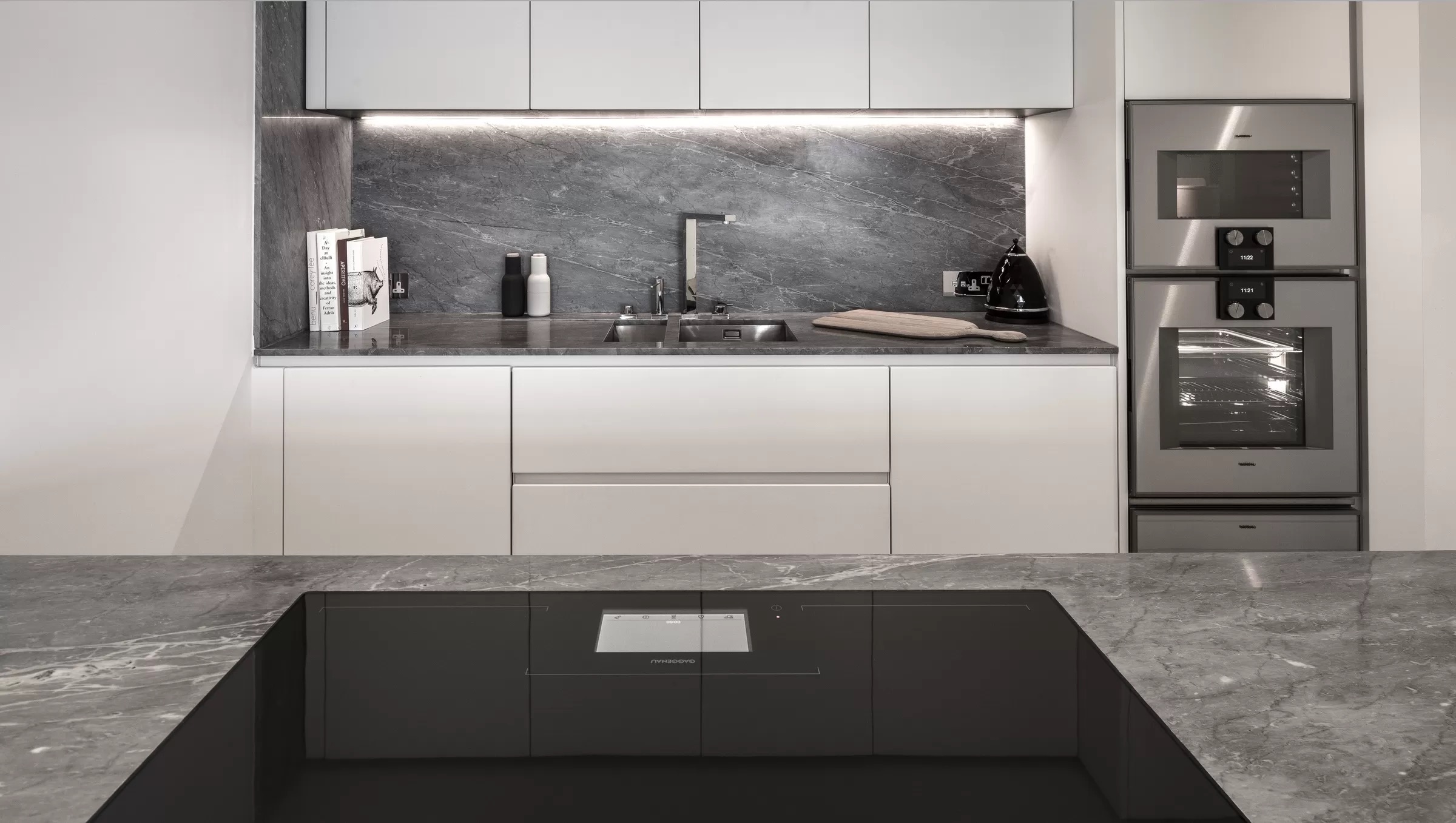 Gallery of Kitchen Products in Centre Point Appartments - 1