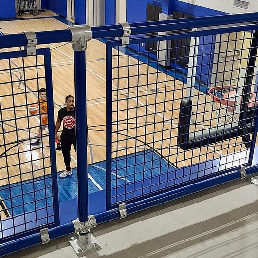 Hollaender catalog ArchDaily