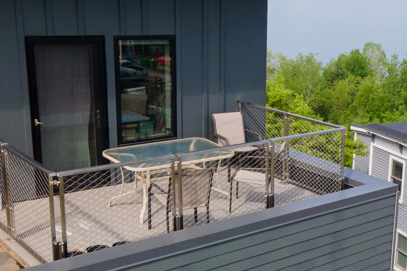 Gallery of Modular Railing Systems in One Lakeview - 2