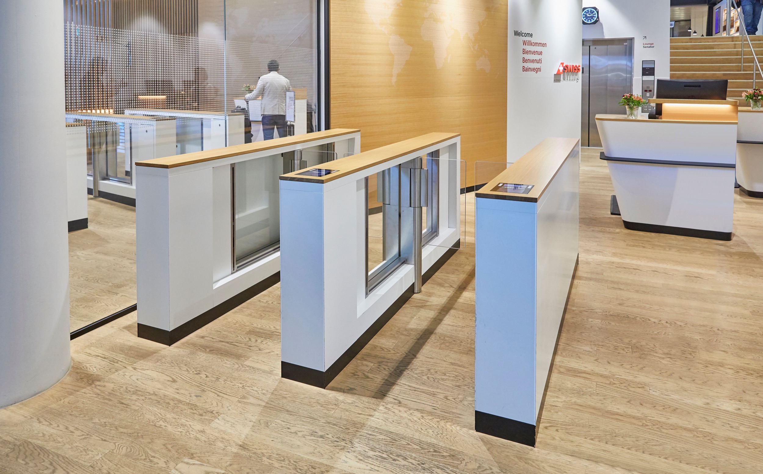 Gallery of Security Systems in Zurich Airport 19