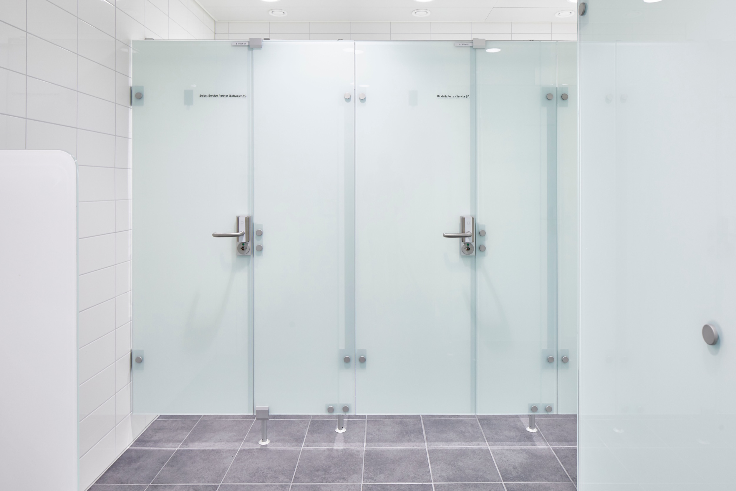 Gallery of Security Systems in Zurich Airport 18