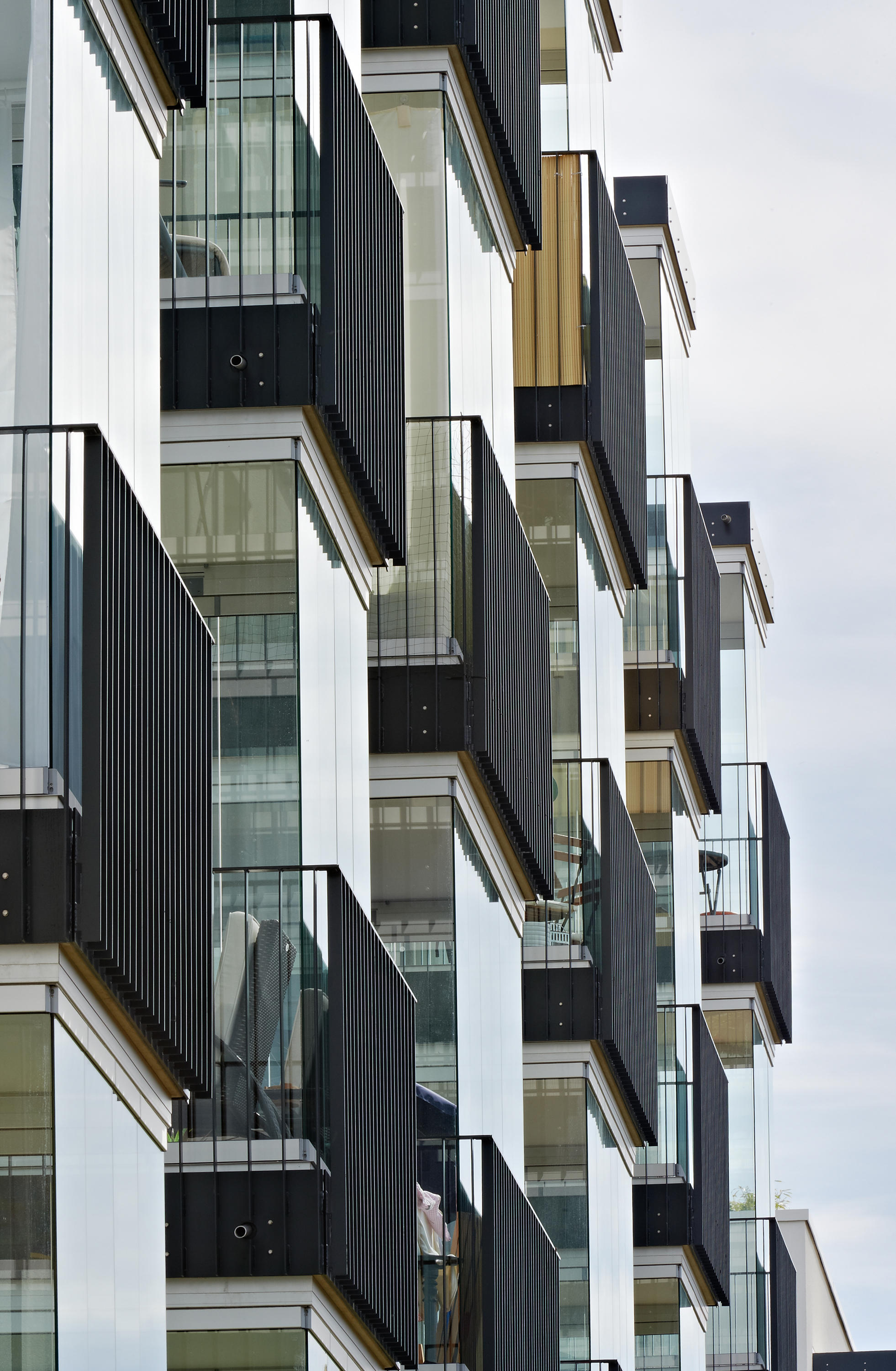 Gallery of Balcony Glazing in German Residential Building - 4