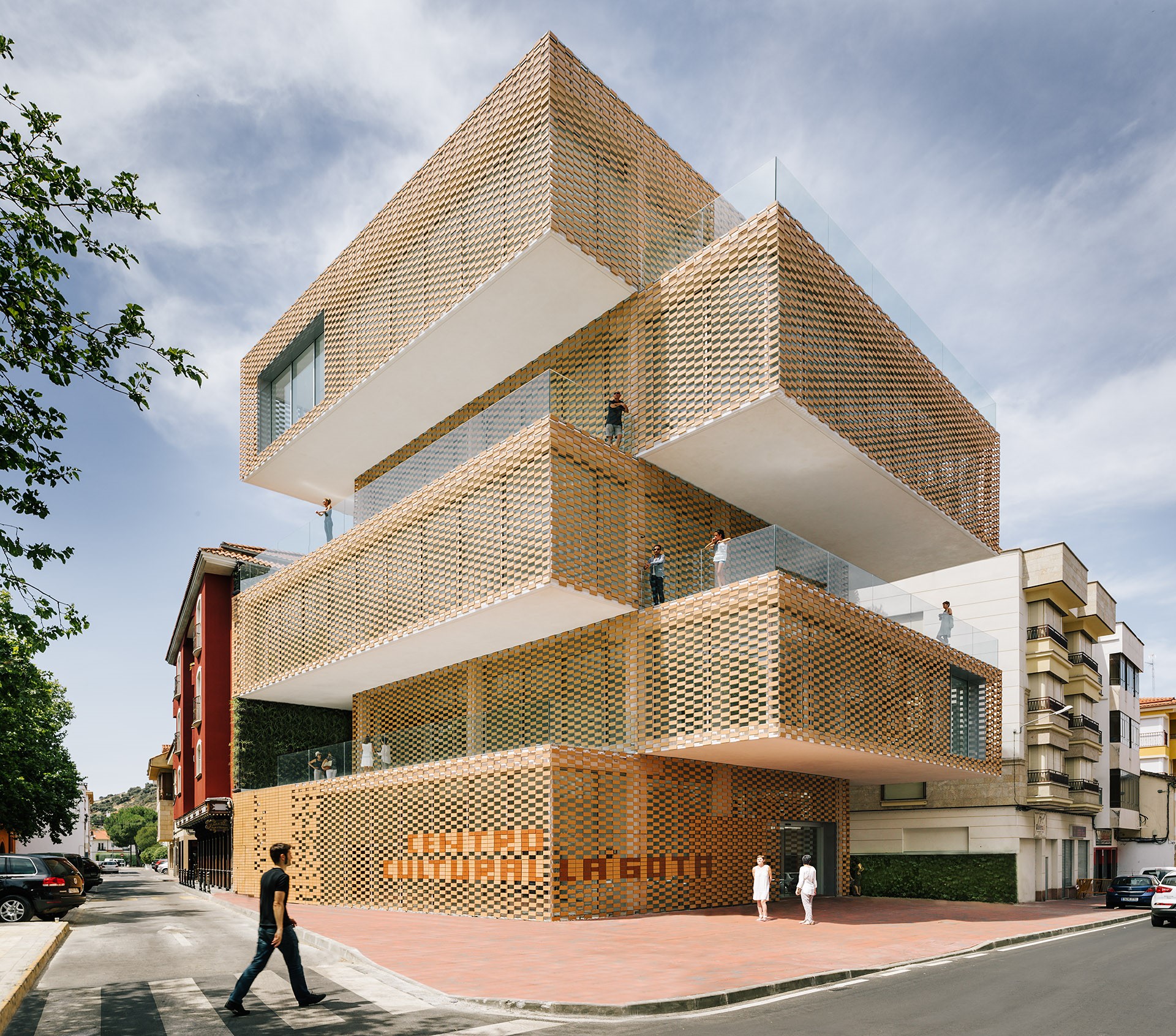 Ceramic Lattice Facade in La Gota Museum from Flexbrick