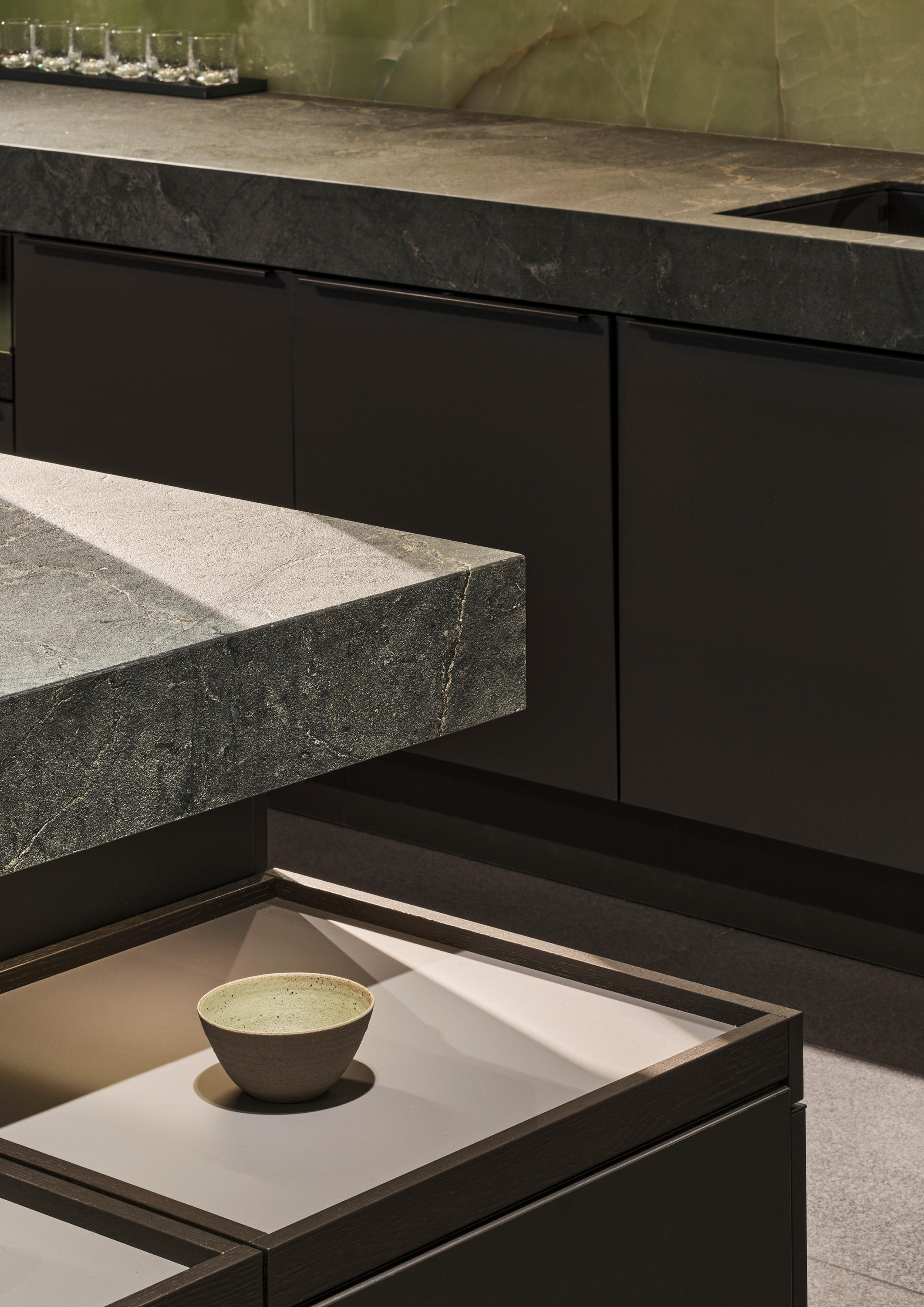 Gallery of Island Kitchens - +MODO - 14