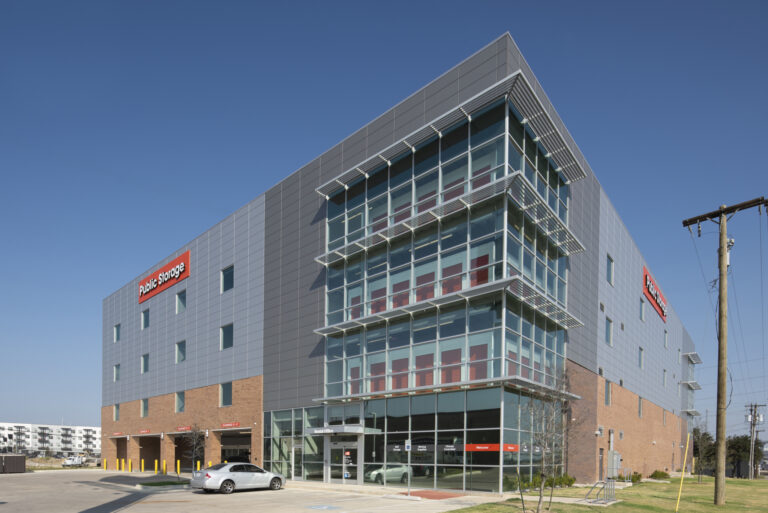 Gallery of Metal Panel Rainscreen System - EN-V - 4