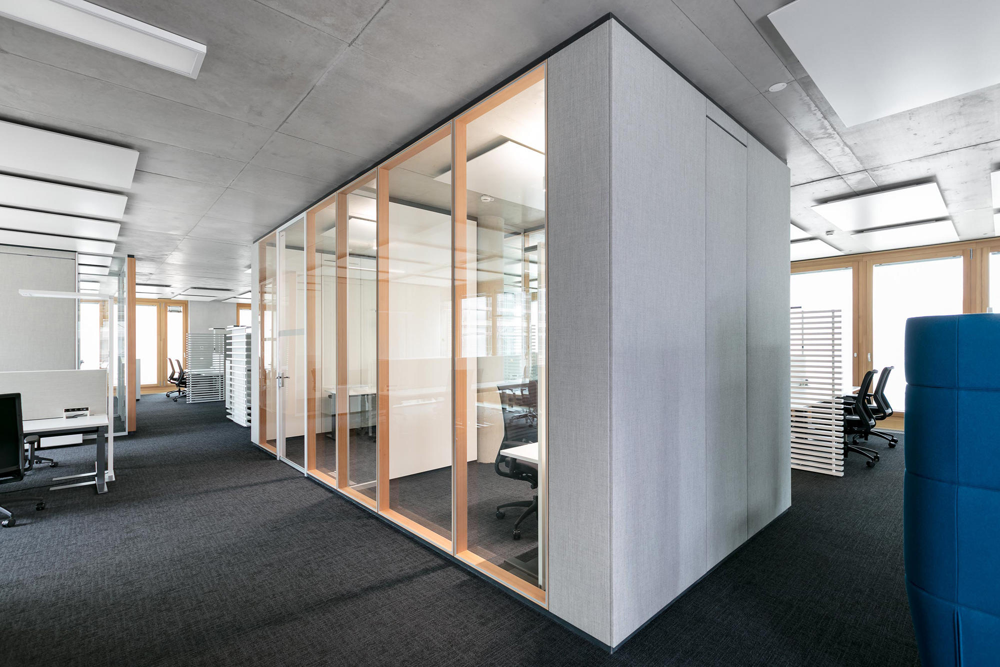 Wall Partition System in W&W Campus from feco