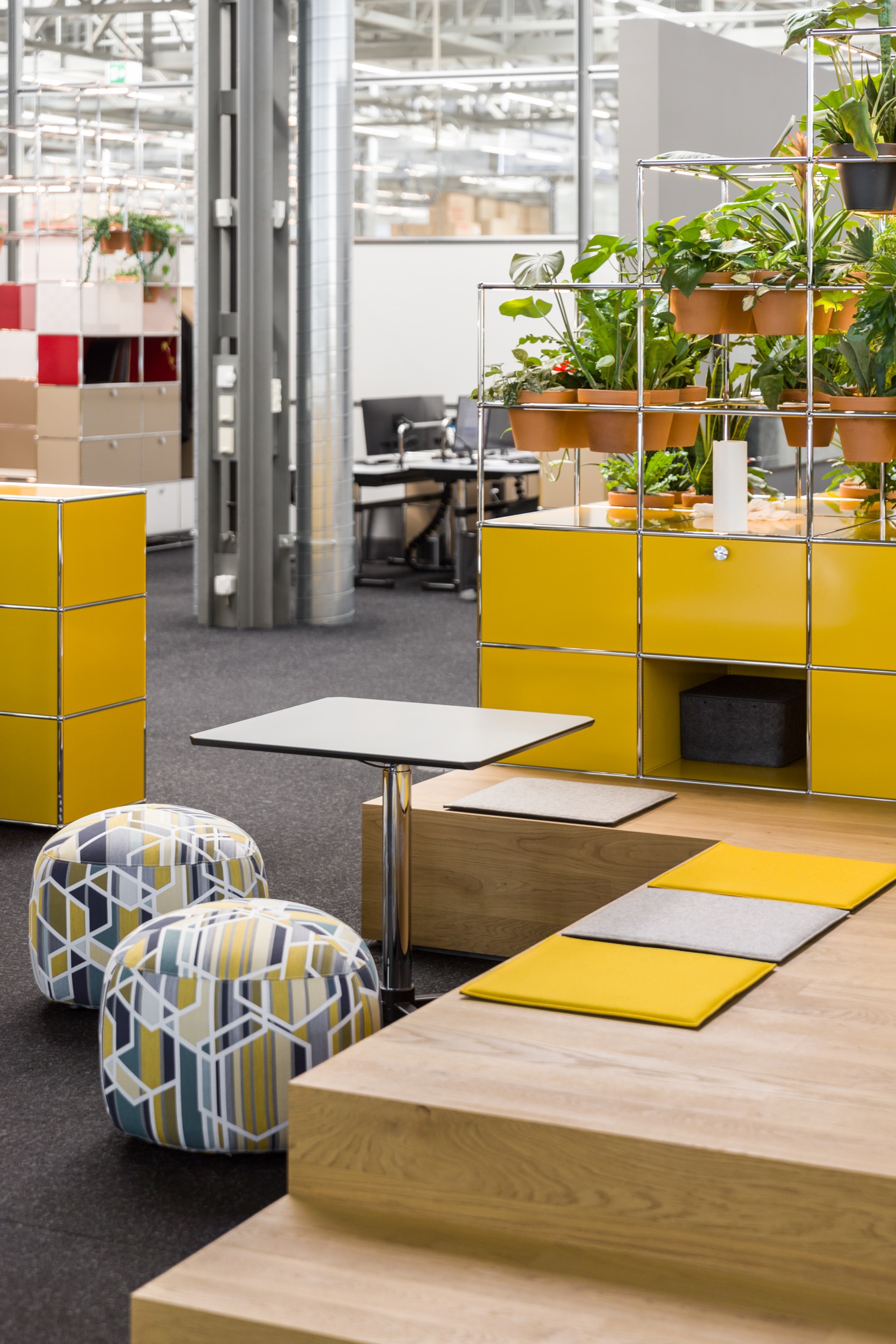 Gallery of Desks and Tables - USM Kitos - 15