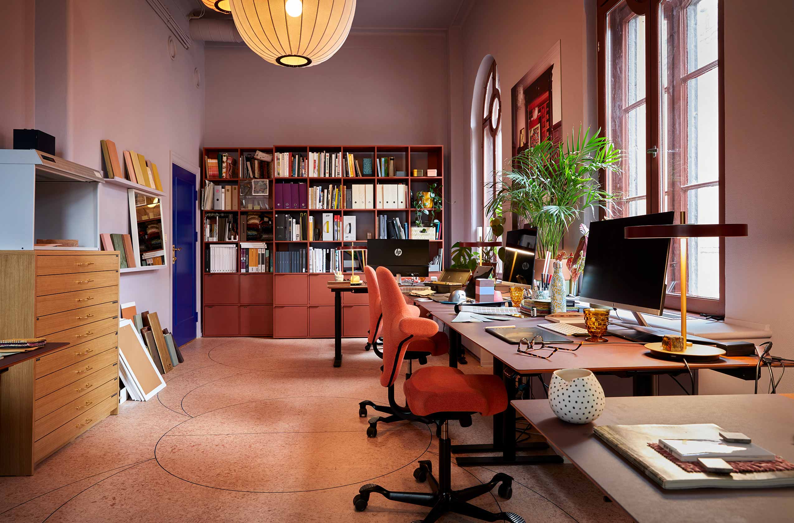 Customized Furniture in Design Studio from Tylko