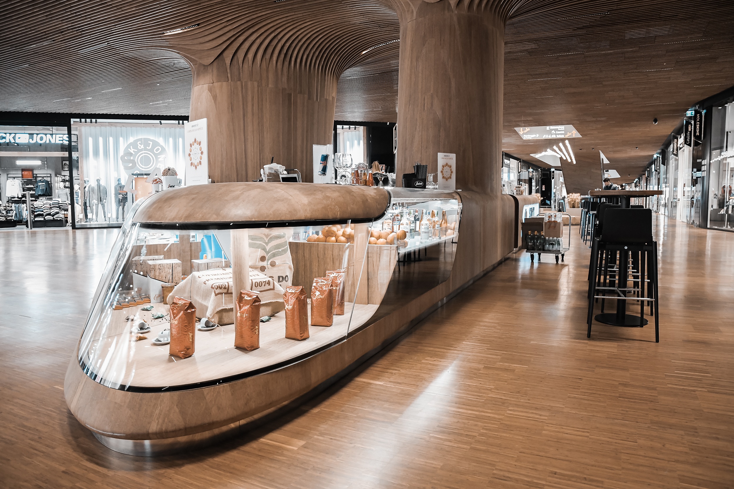 Gallery of Indoor Bamboo Solutions in Shopping Center - 8