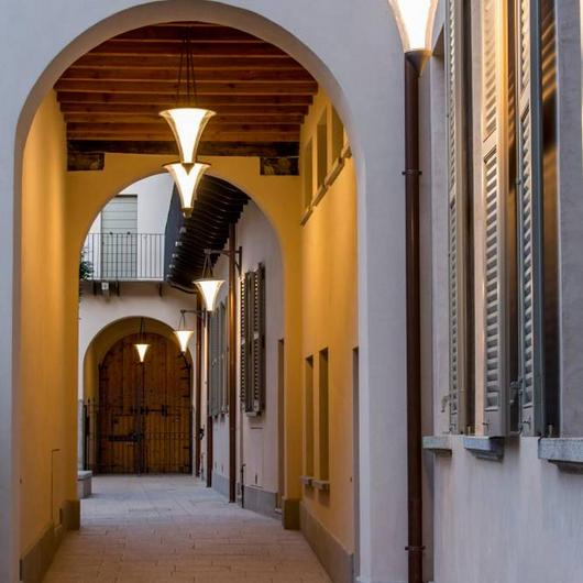 iGuzzini, product catalog ArchDaily