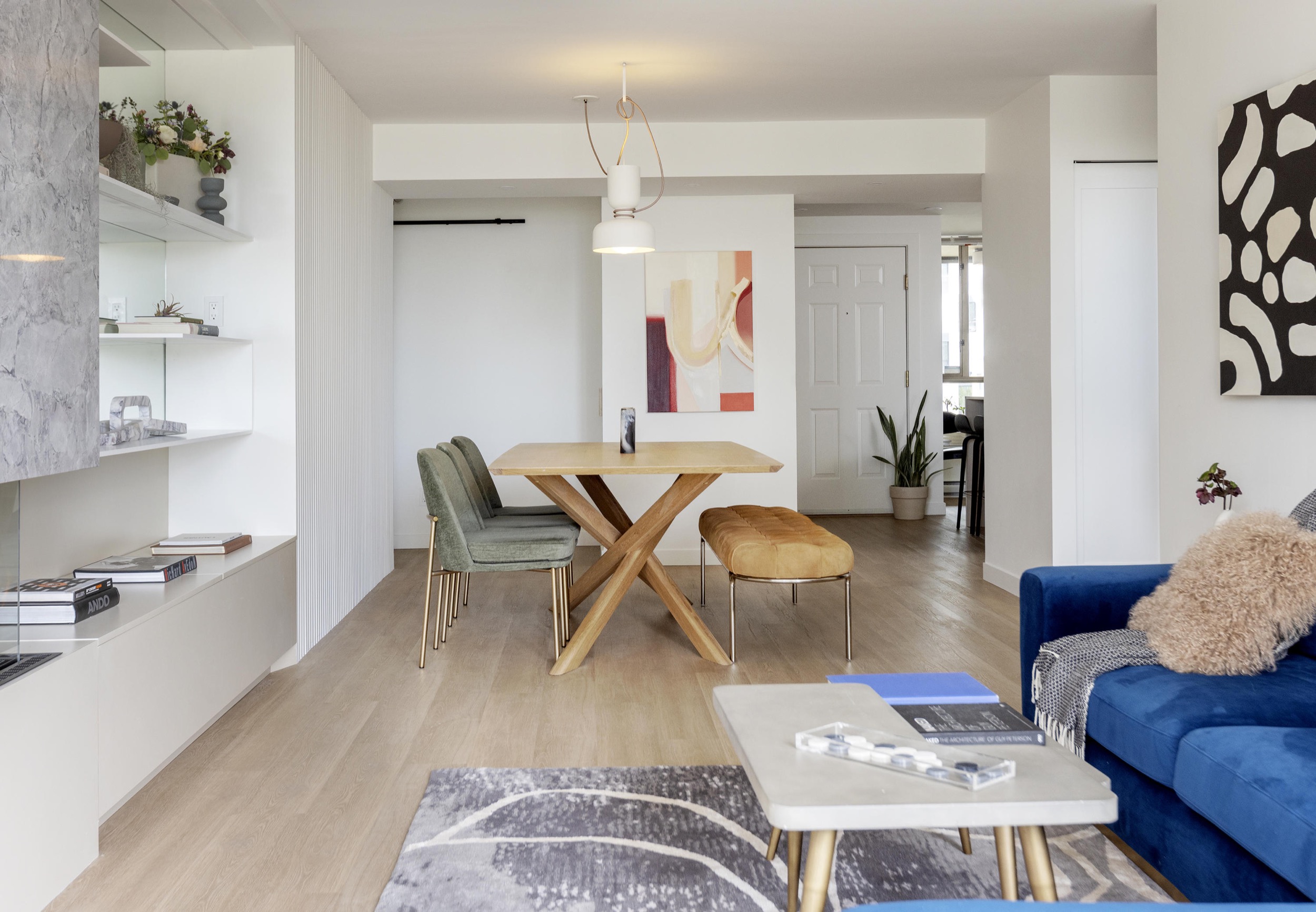A closer look at Penthouse Penthouse With Led Lighting