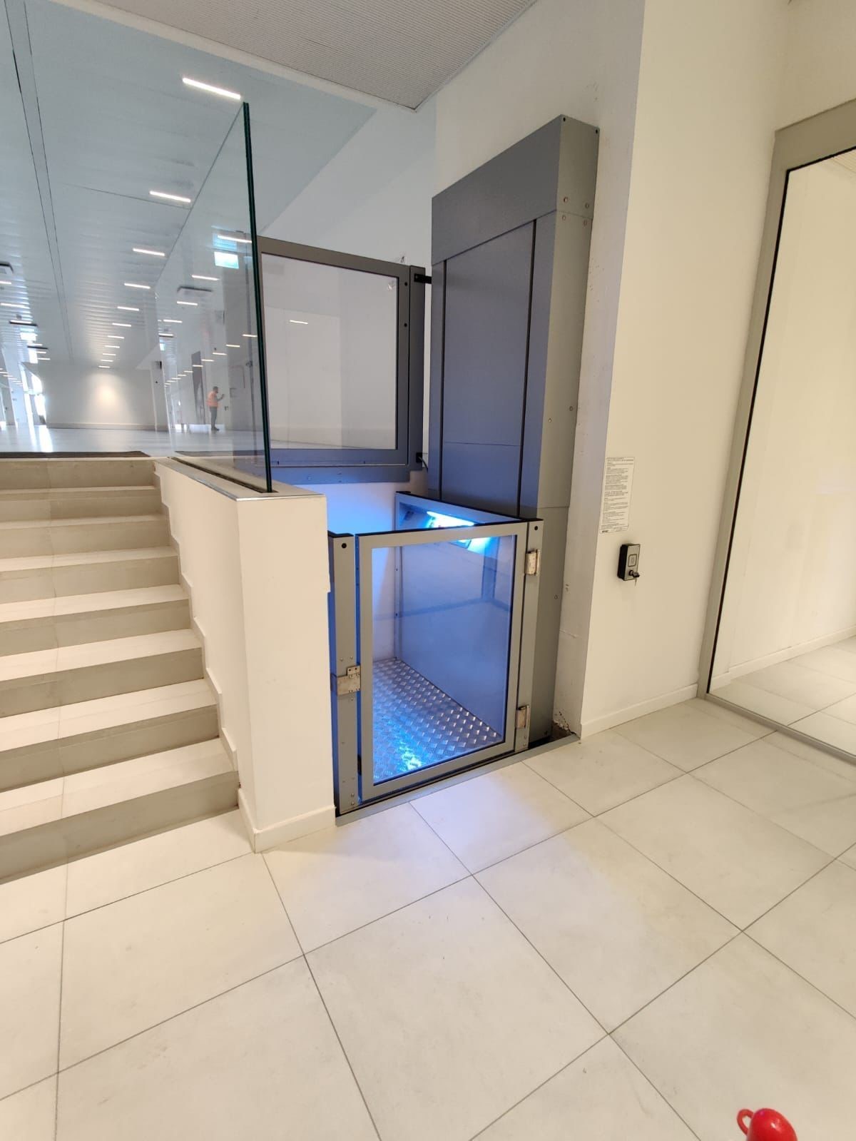 Vertical Platform Operator Gallery of Vertical Platform - S11 Plus Platform Lift - 7
