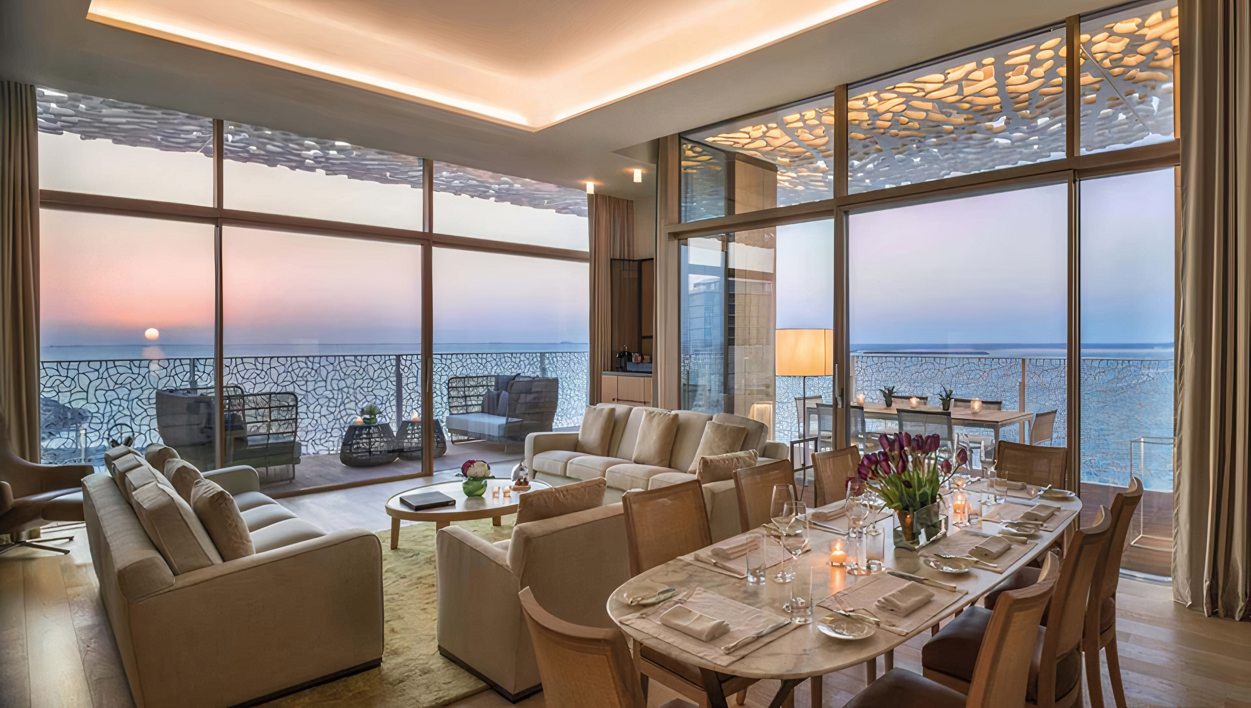 Gallery of Frameless Windows & Doors in Hotel & Resort - 10