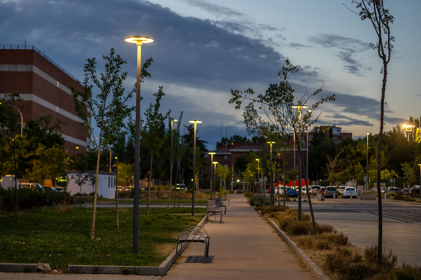 Galeria de Luminaria pública LED Kazu 1