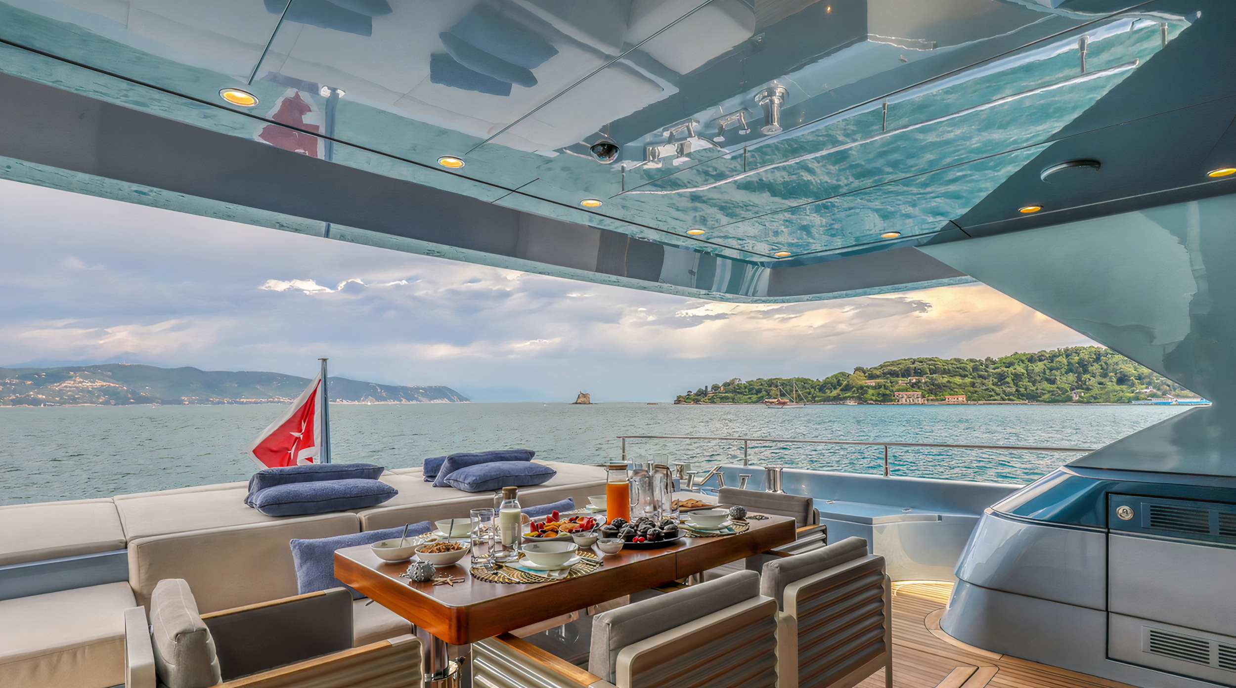 Gallery of Exterior Furniture in Motor Yacht 55FIFTYFIVE 5