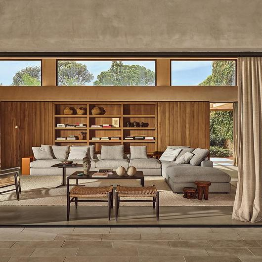 Indoor & Outdoor Furniture at Private House / Flexform