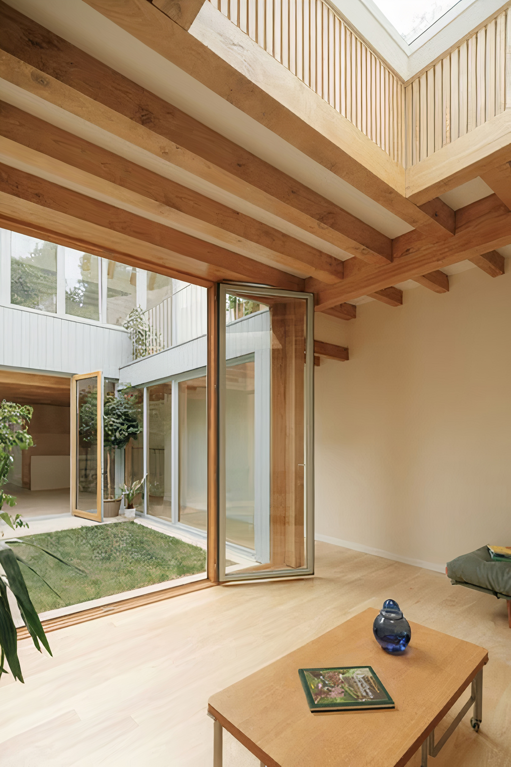 Gallery of Laminated Scantlings in Private House - 2