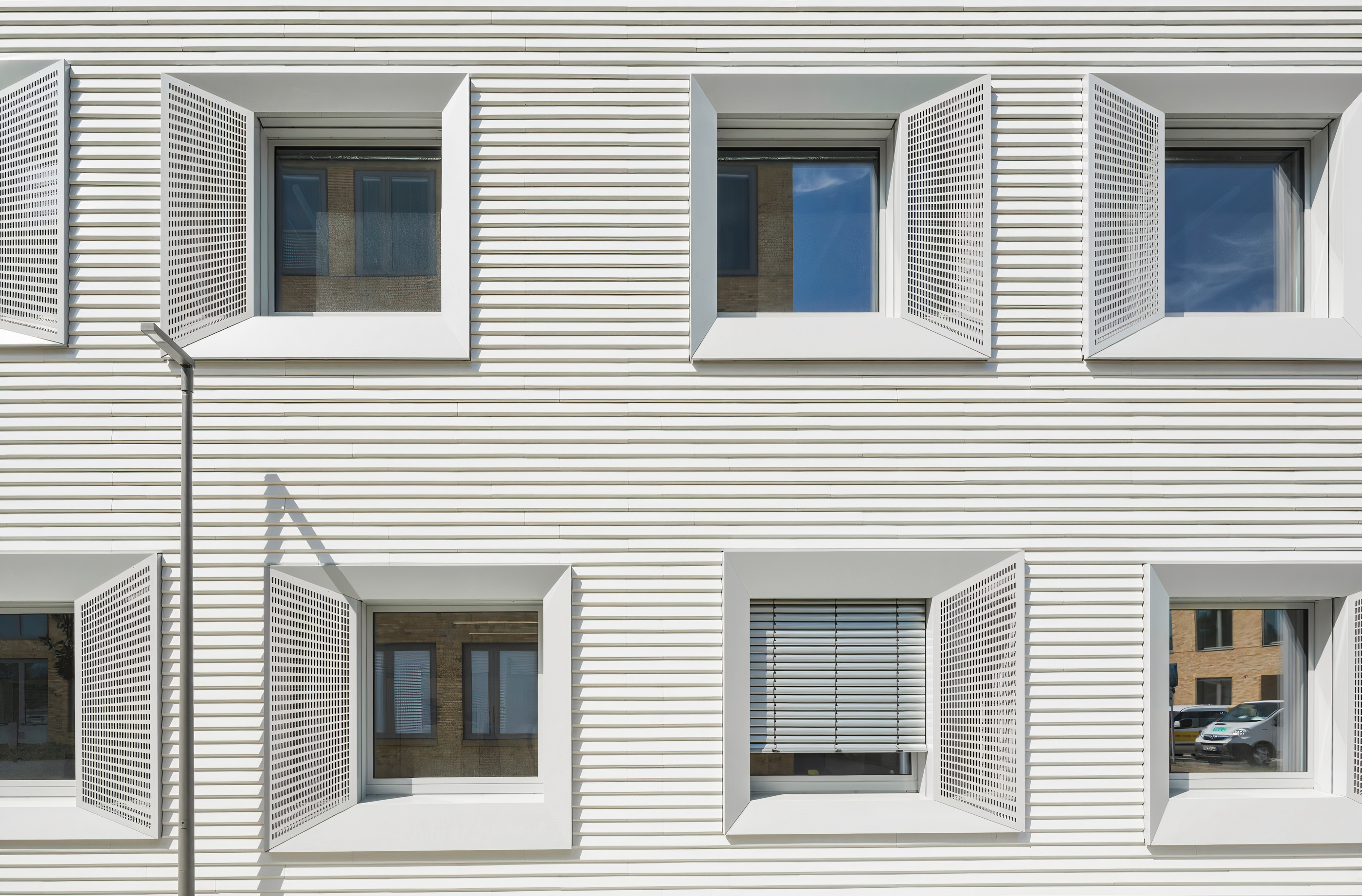 Modular Cladding Technology Gallery of Modular Cladding for Ceramic Facades | ALPHATON® - 7