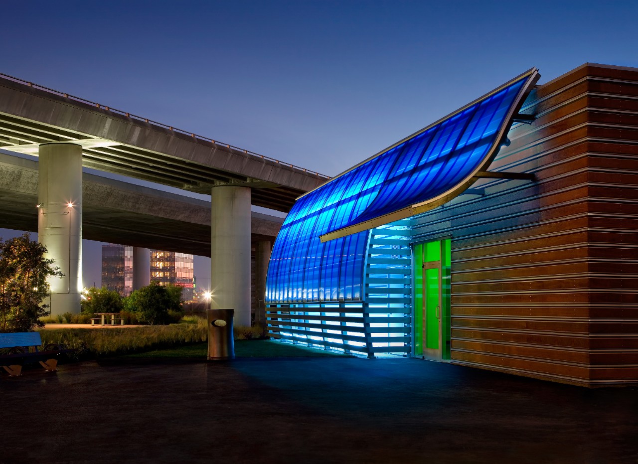 Gallery of Translucent Wall and Roof Assemblies - 4