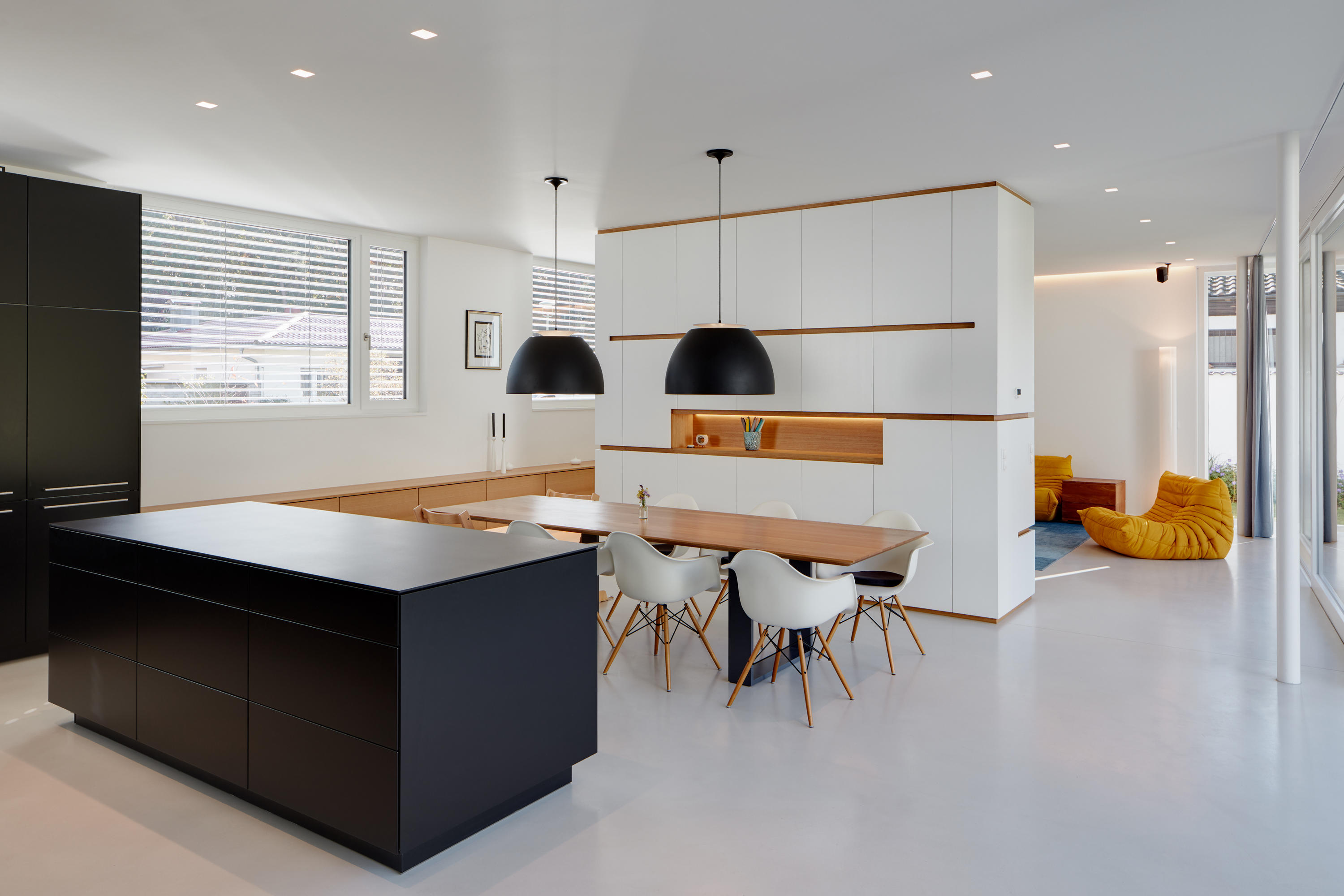 Gallery of High Resistance, Levelling Cement | FLOOR - 3