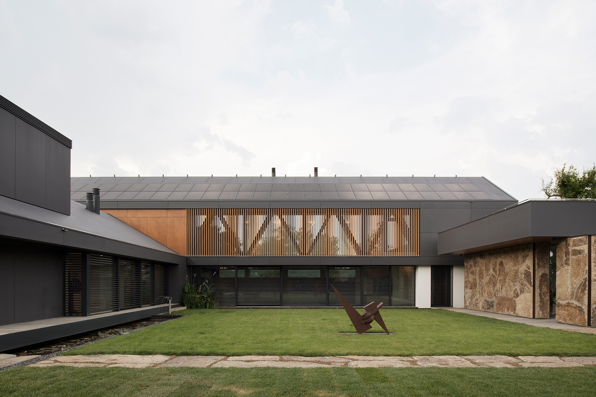 Gallery of Sintered Stone Finishes in Zero Emissions House - 8
