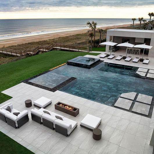 Pool Decking & Coping / Stonetech