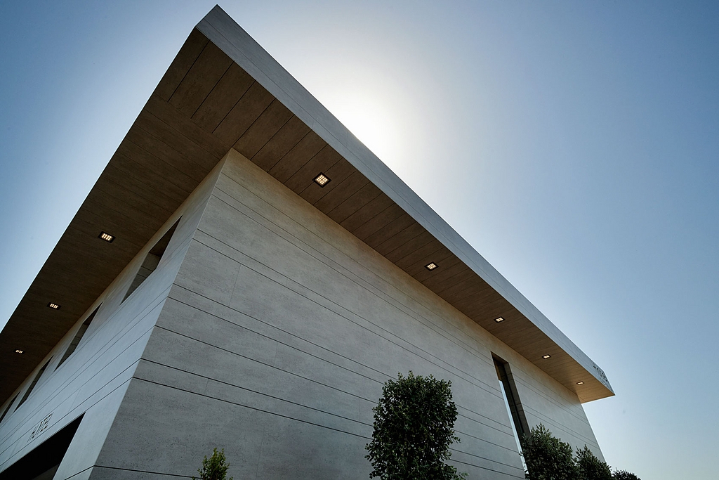 Gallery of Façade Cladding in Hotel Projects - 1