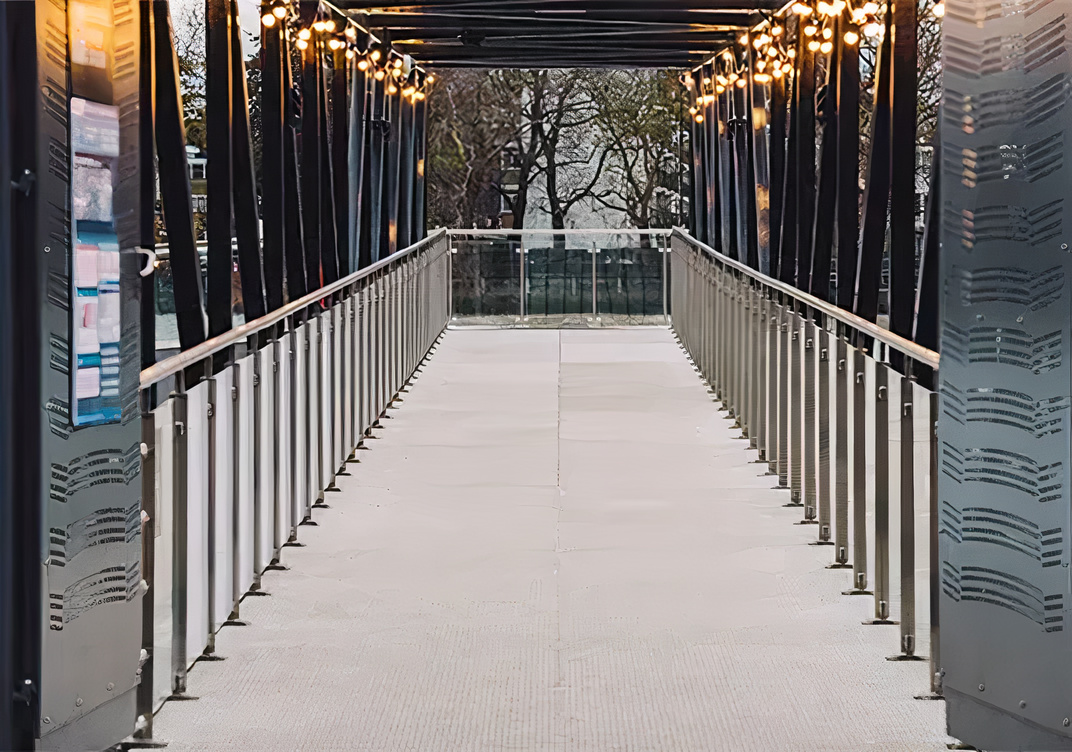 Gallery of Modern Geometric Post & Rail | Square Line - 3