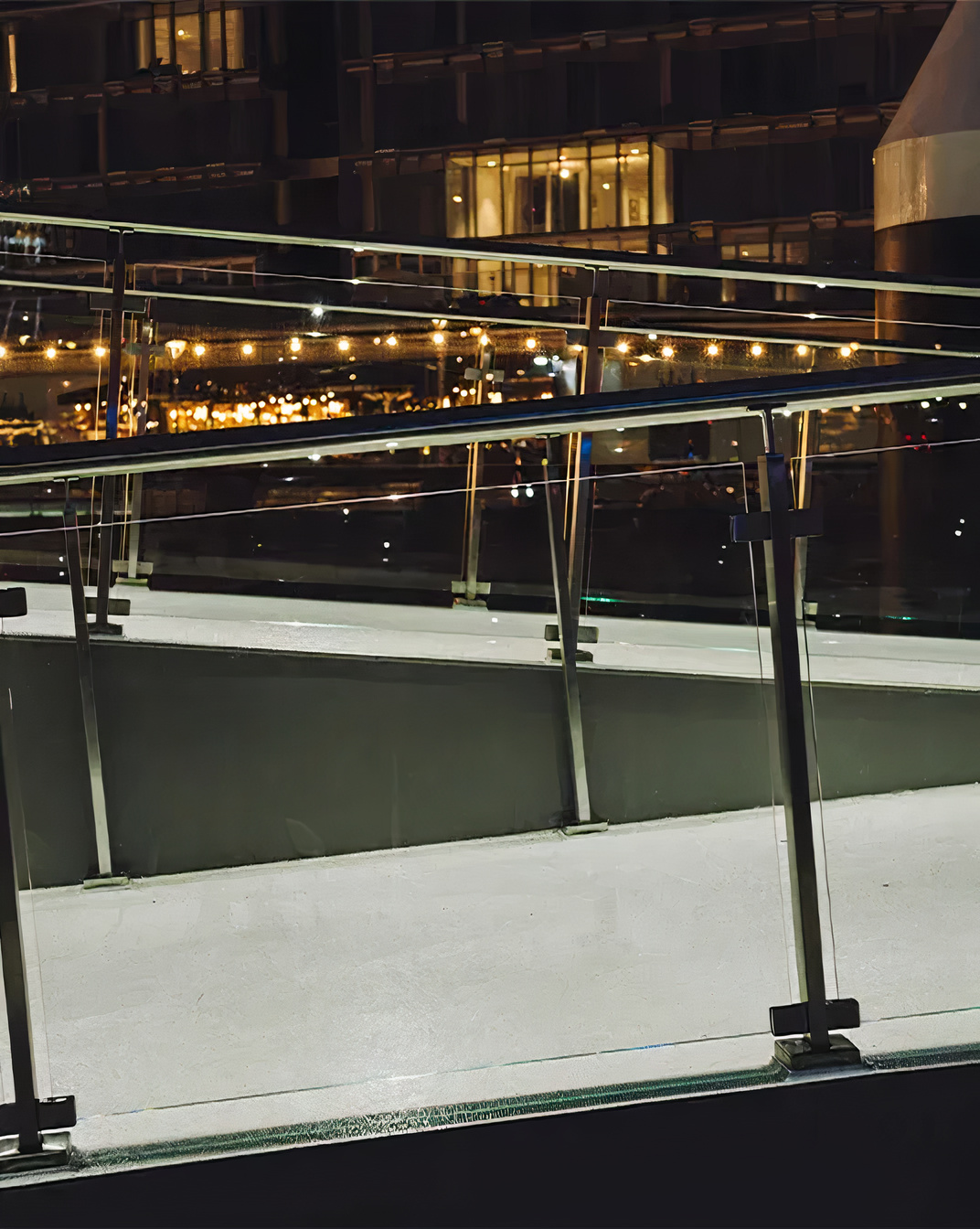 City Post Railing Examples Modern Geometric Post & Rail | Square Line from Q-railing