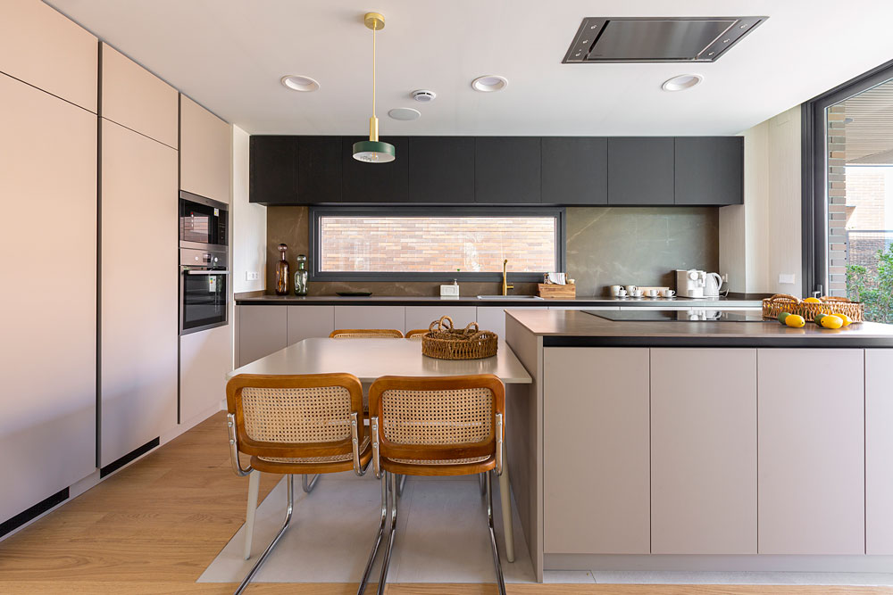Image showcasing Gallery of Energy-Efficient Appliances in Spanish Residence - 3