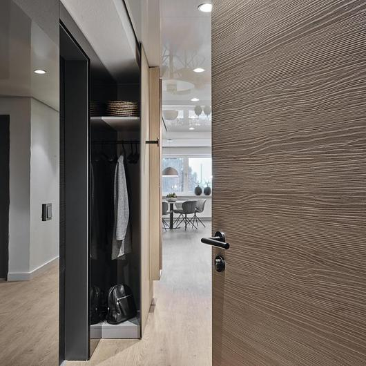 Laminates in Door Sizes / EGGER