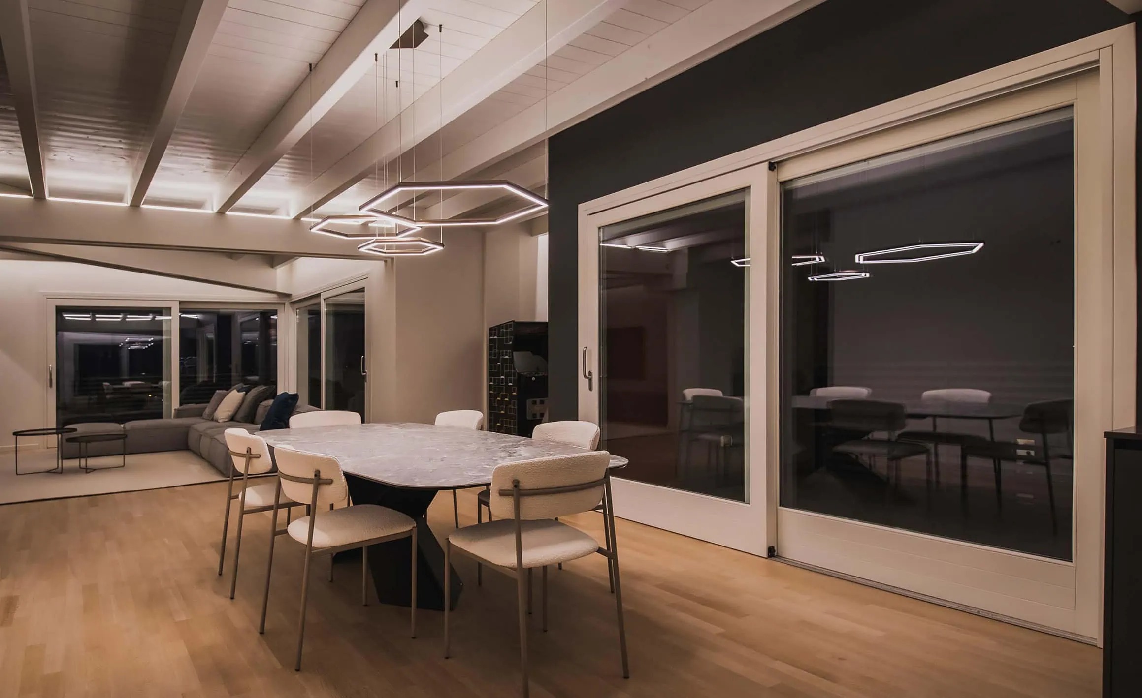 Stunning High-Luxury Penthouse Interior Lighting image