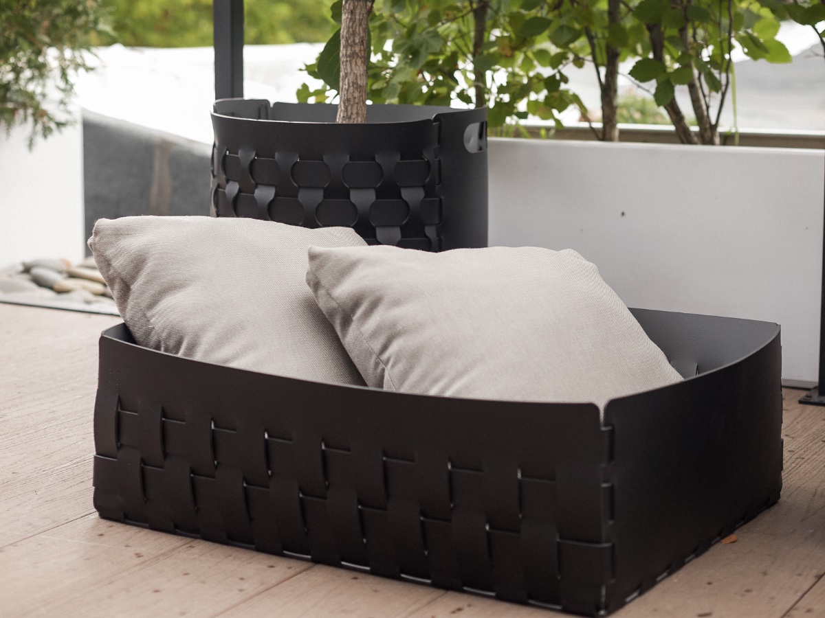 Gallery of Outdoor Furnishings at Modern Terrace 4