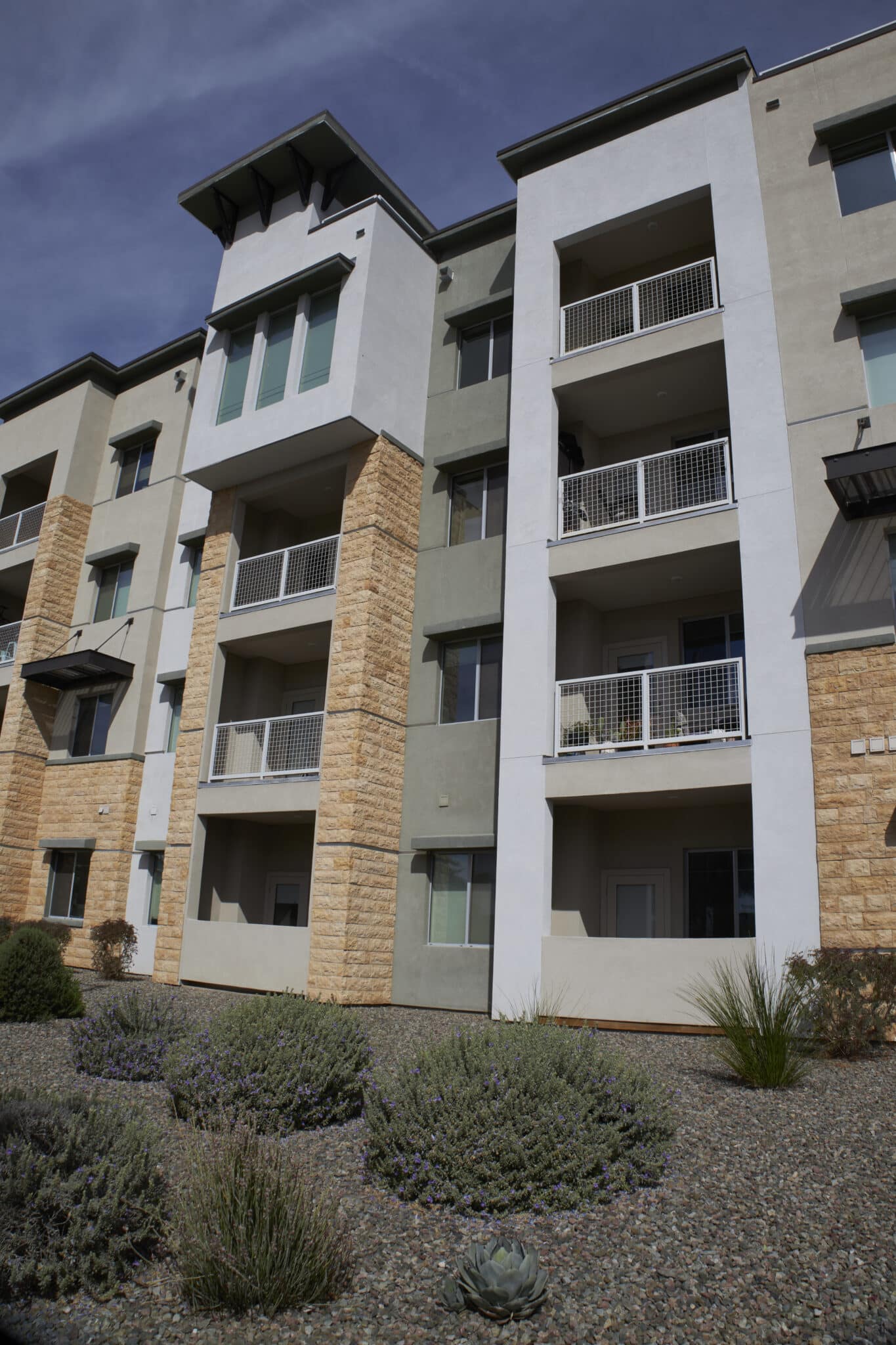 Gallery of Plaster Trims on The District Apartments - 6 - Green Foul Districts Apartments
