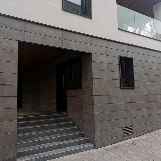 Ventilated Facades - Metallic / Frontek by Grupo Greco Gres