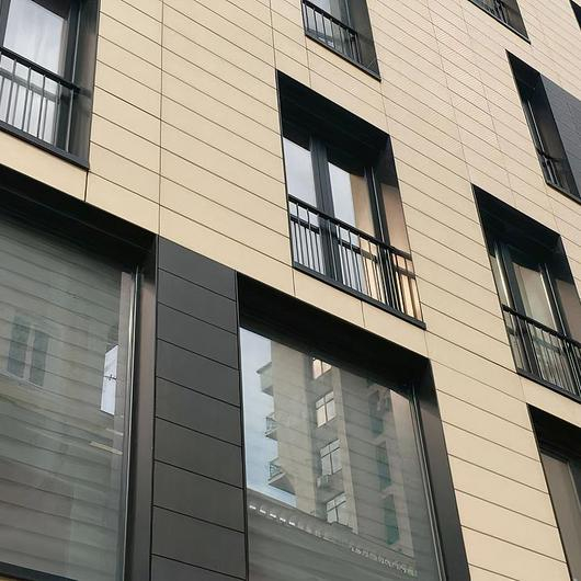 Facade Fixing Systems - Plus System / Frontek by Grupo Greco Gres