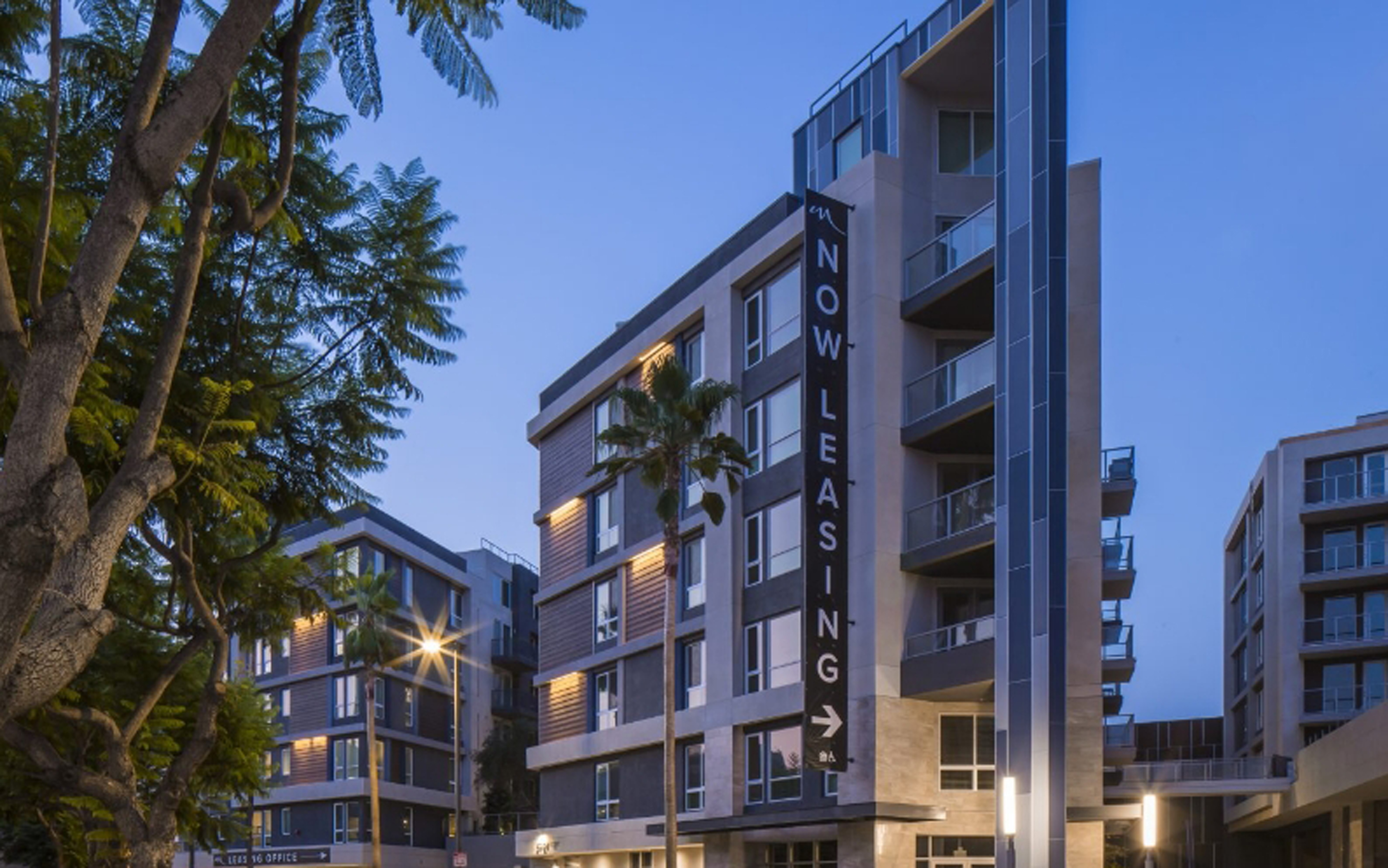 Modera Block Install Gallery of Cement Panel Trims in Modera West Apartments - 4