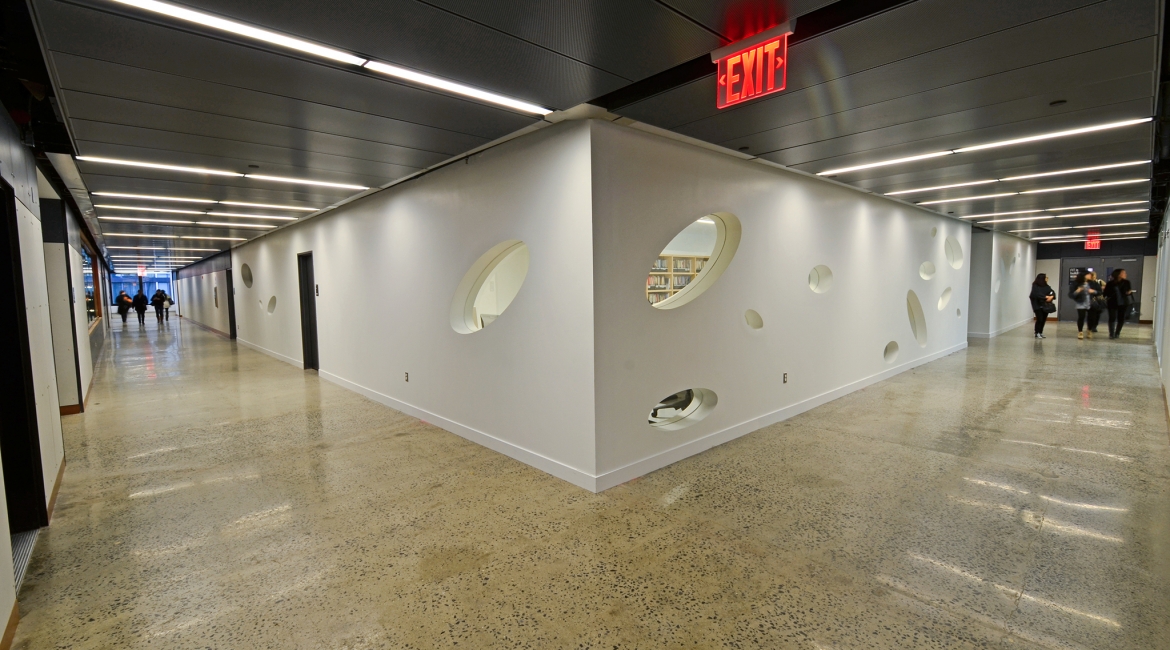 Gallery of Interior Lighting in New York's Fashion Institute - 5