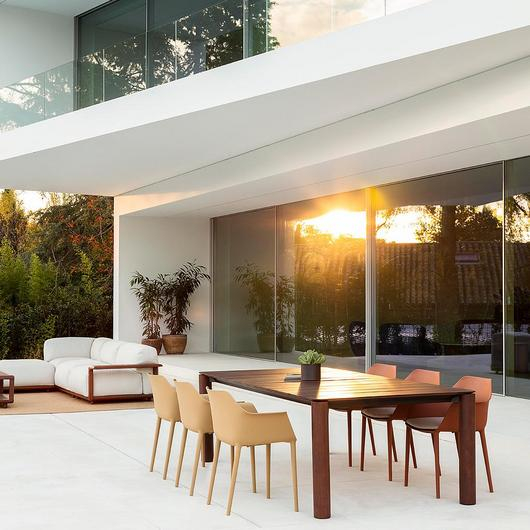 Outdoor Stackable Chairs / Andreu World