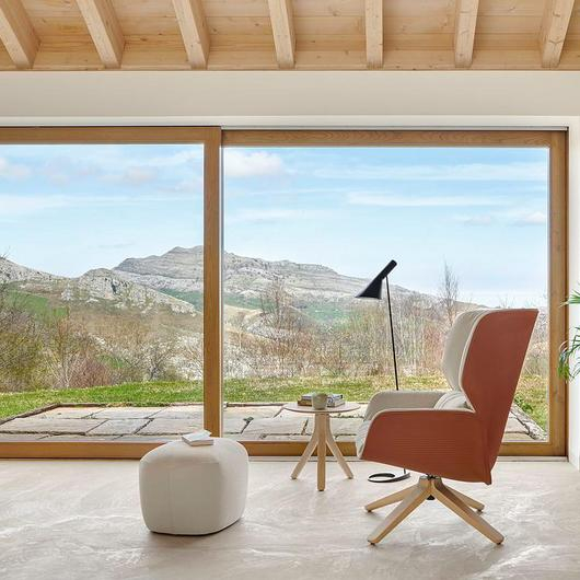 Poufs & Ottomans / Andreu World