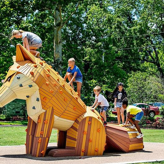 Esculturas de juego de Robinia