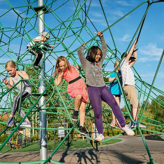 Mobiliario seguro para juego y fitness