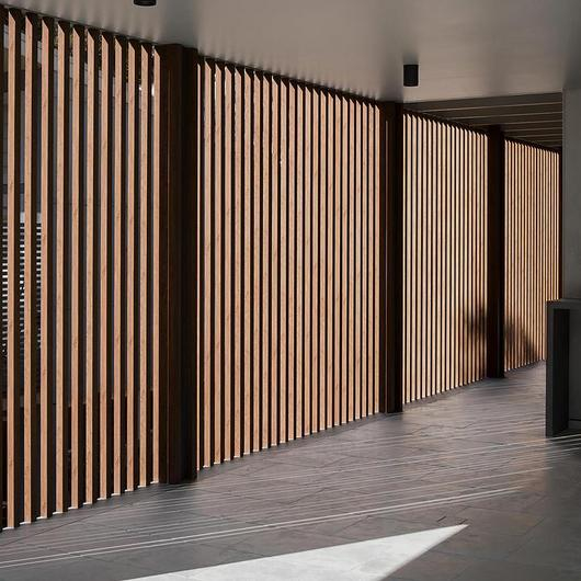 Stand-Up Battens for Screens / KNOTWOOD