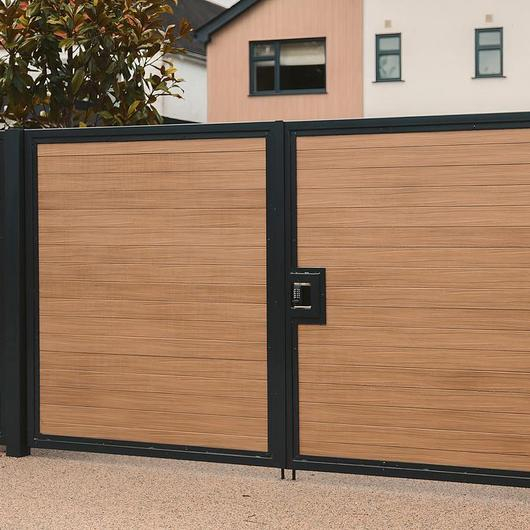 Geometric Battens - Geoline For Gates / KNOTWOOD