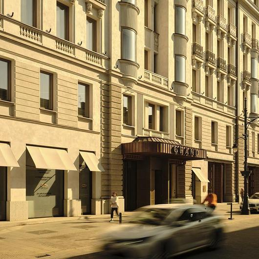 Washbowl & Bathtub in Grand Hotel / Kaldewei