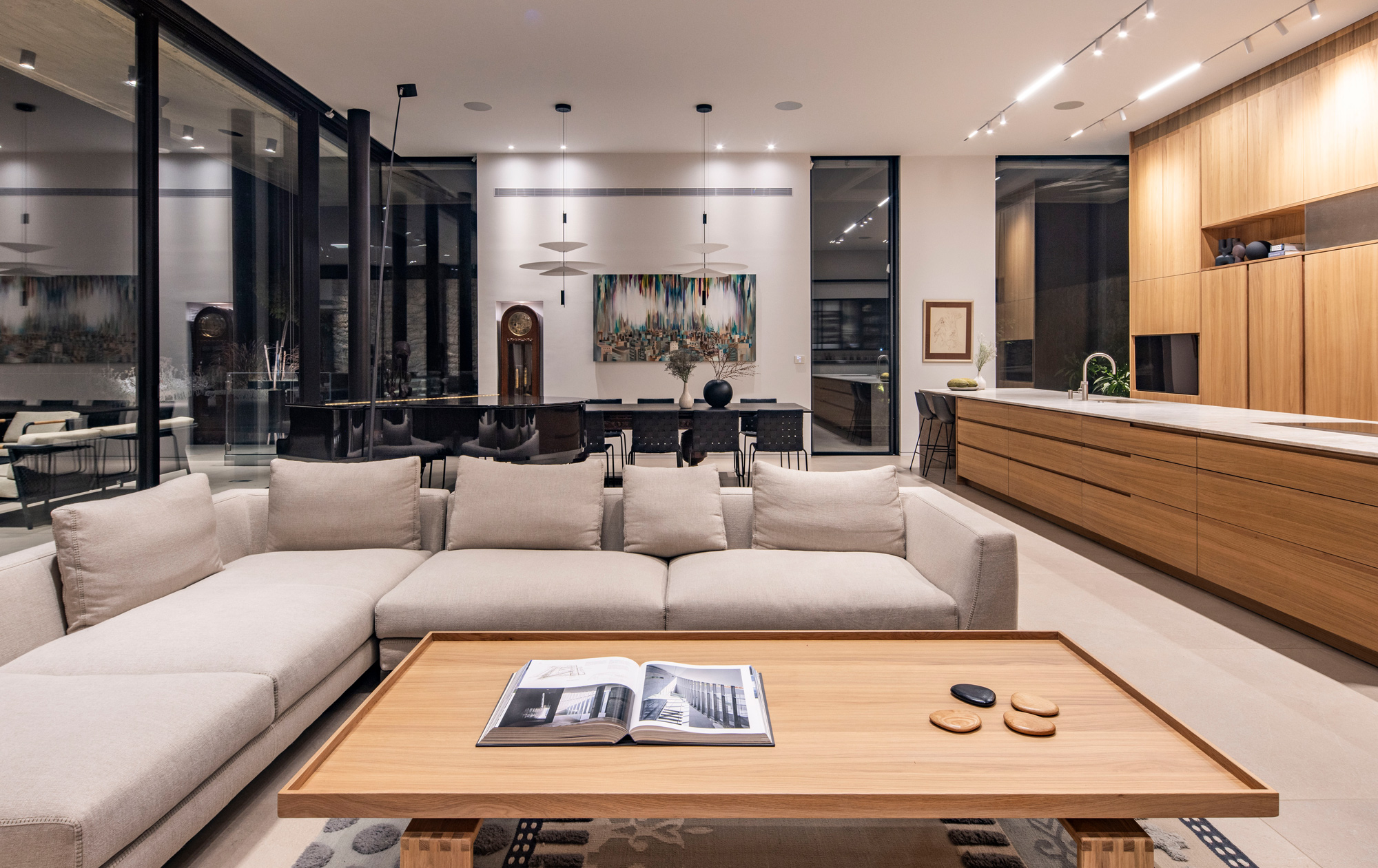 Gallery of Minimal Sliding System in Home Residence - 9