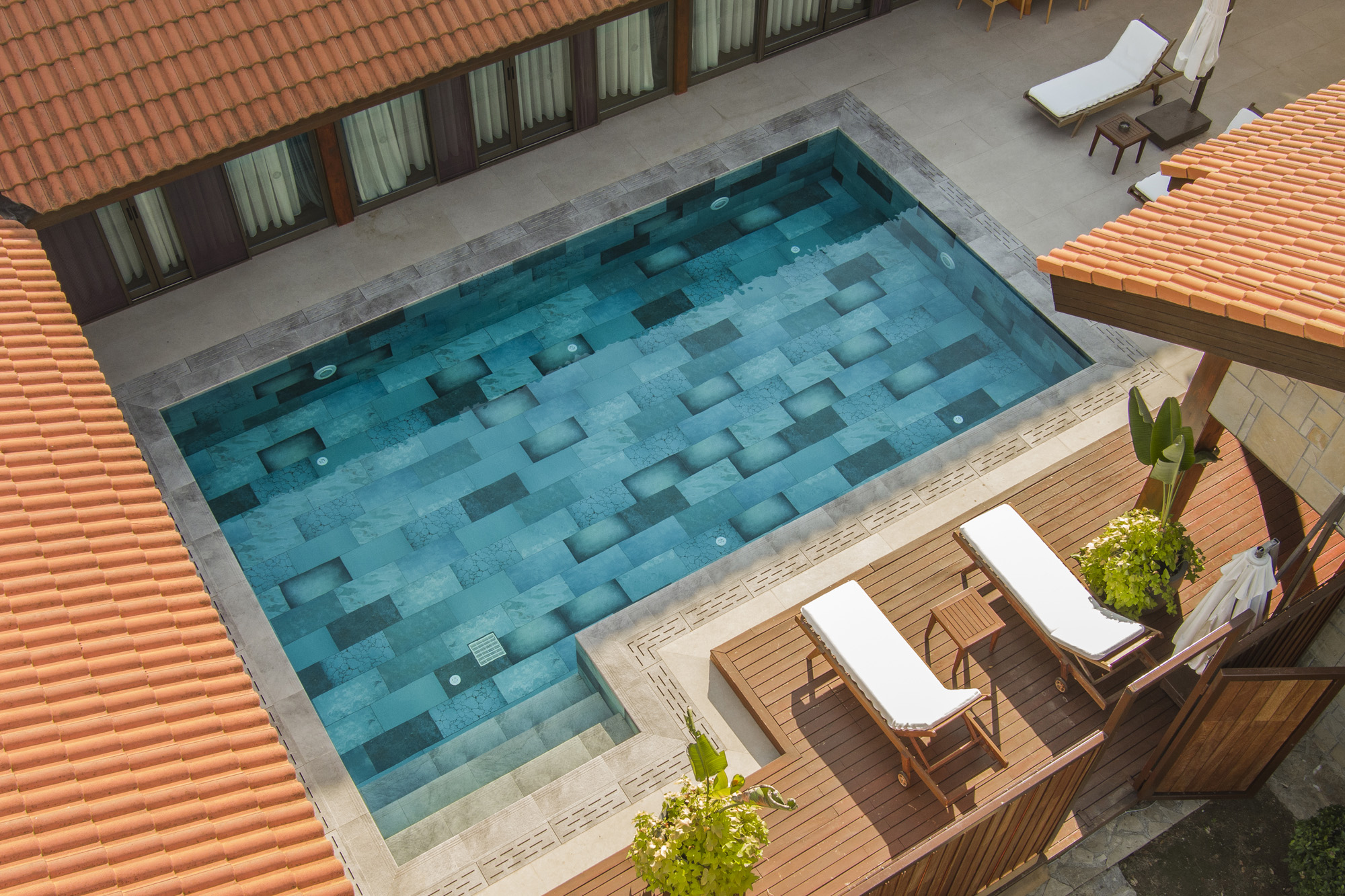 Gallery of Porcelain Pool Tiles in Hotel Project - 3
