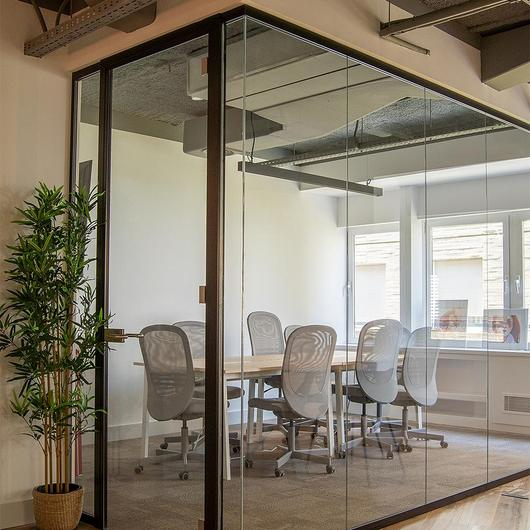 Restroom Equipment at Offices in Madrid / Mediclinics